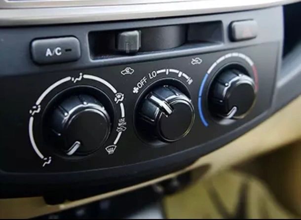 Toyota Hilux N70 A/C Dials
