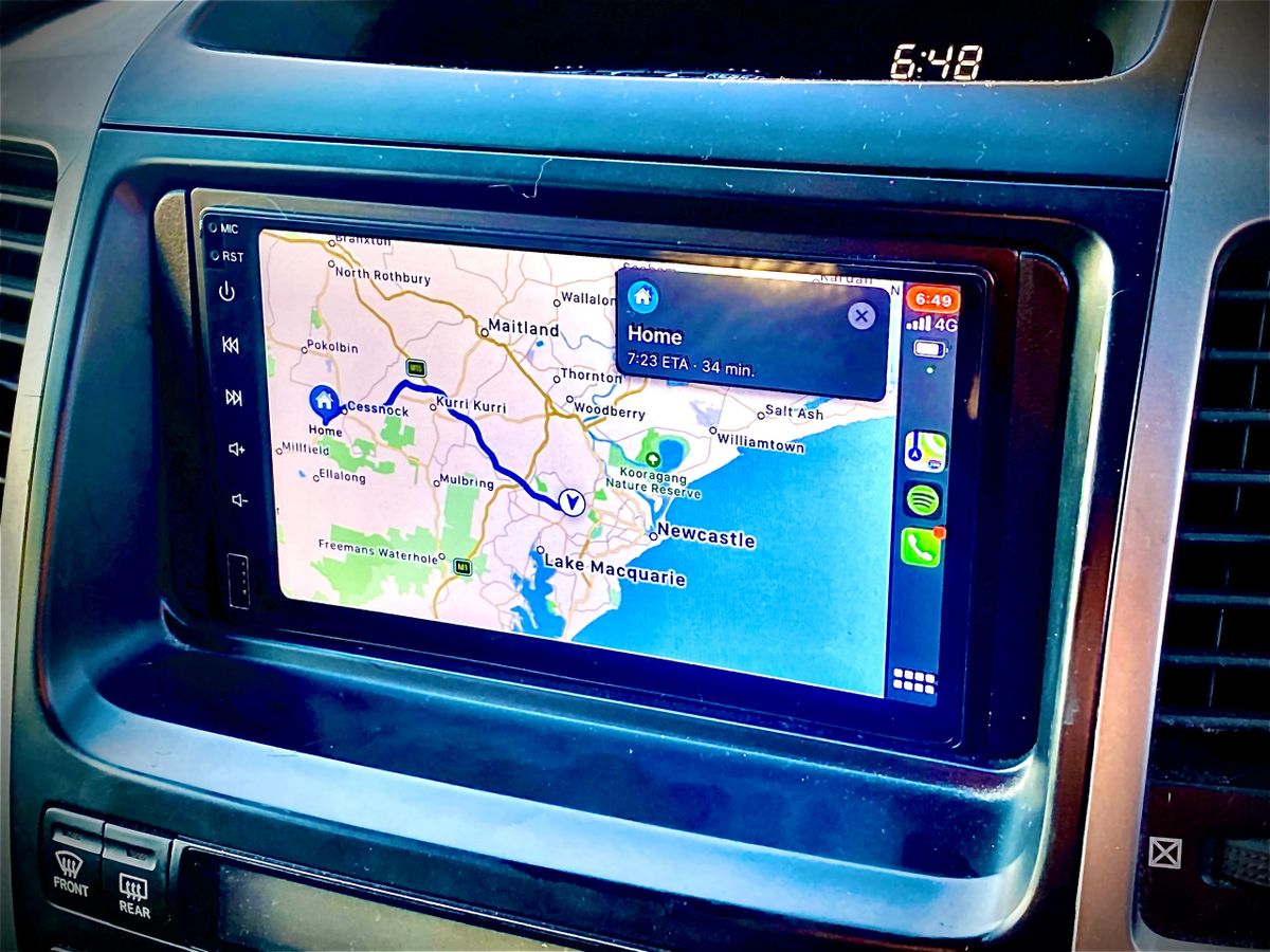 Universal 7” Replacement Unit - Wireless Apple CarPlay / Wireless Android Auto