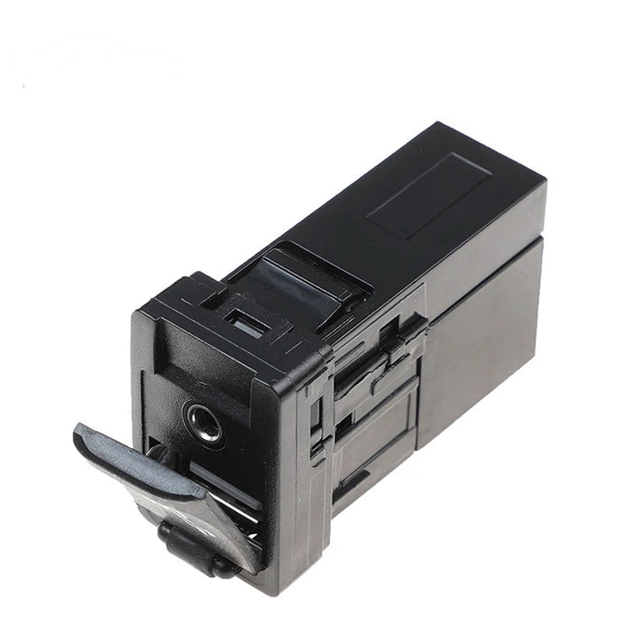 Toyota Factory USB / AUX Replacement – Custom Car Stereo Systems