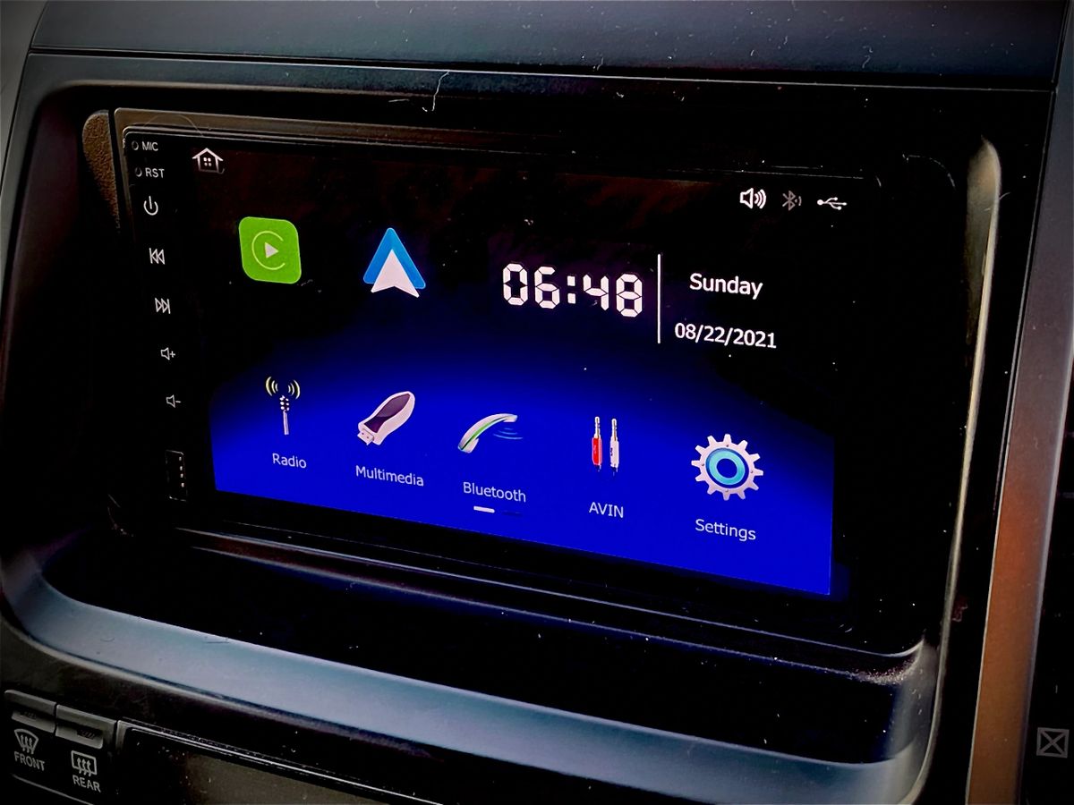 Universal 7” Replacement Unit - Wireless Apple CarPlay / Wireless Android Auto